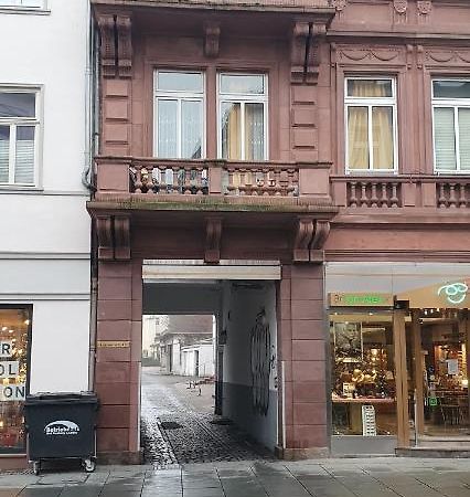 Von Privat, Grosses Zimmer Sehr Zentral In Bad Homburg Stadtmitte Bad Homburg vor der Höhe Εξωτερικό φωτογραφία